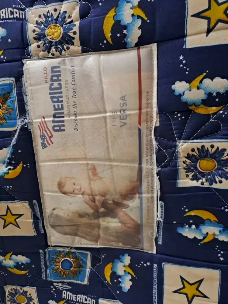 Kasur busa bekas American Pillo Versa warna biru bintang