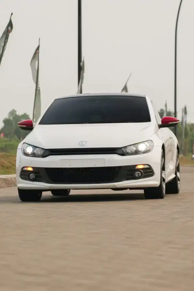 [GTS] VOLKSWAGEN SCIROCCO 1.4T 2015