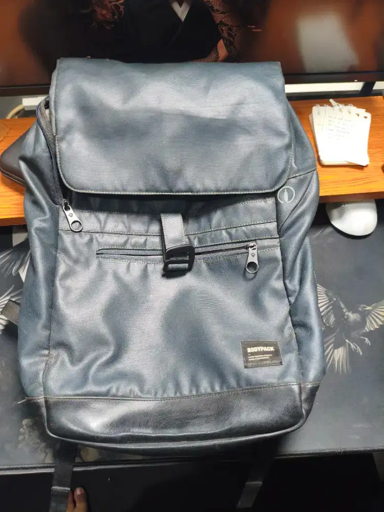 Tas bodypack ransel biru Dongker