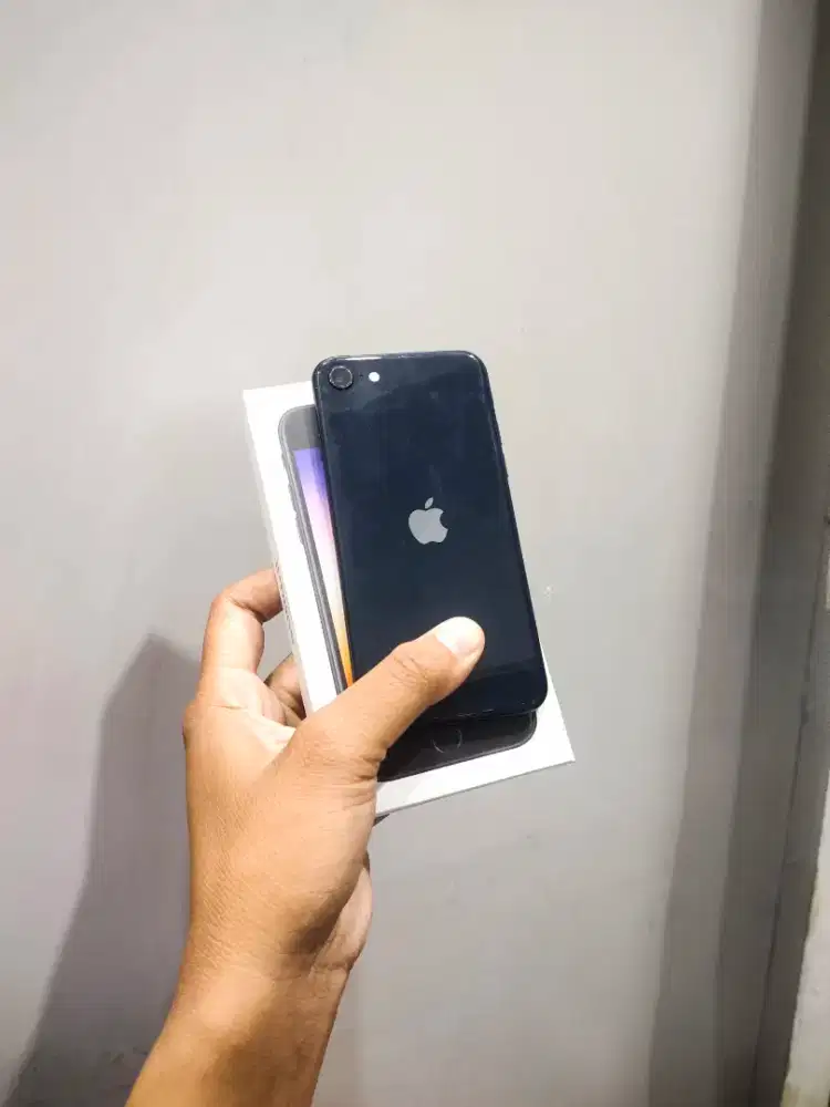 IPHONE SE 2022 128GB SECOND RESMI IBOX FULLSET