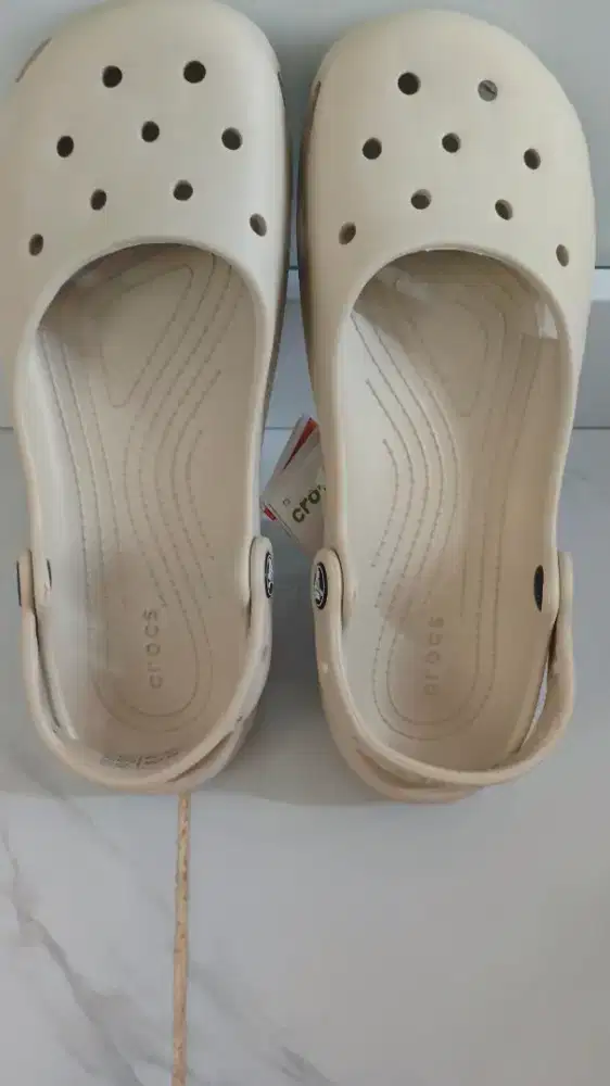 Crocs Sandal Wanita