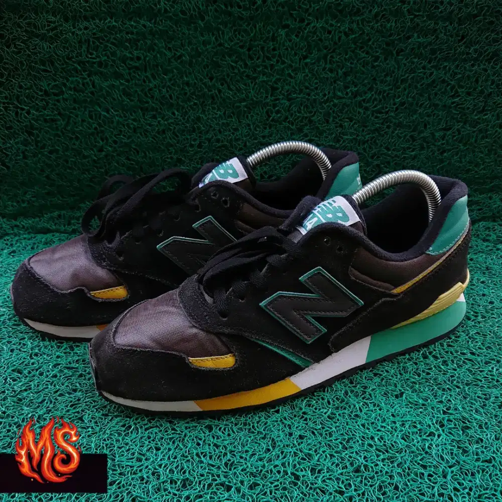Sepatu NEW BALANCE DU446SMKG