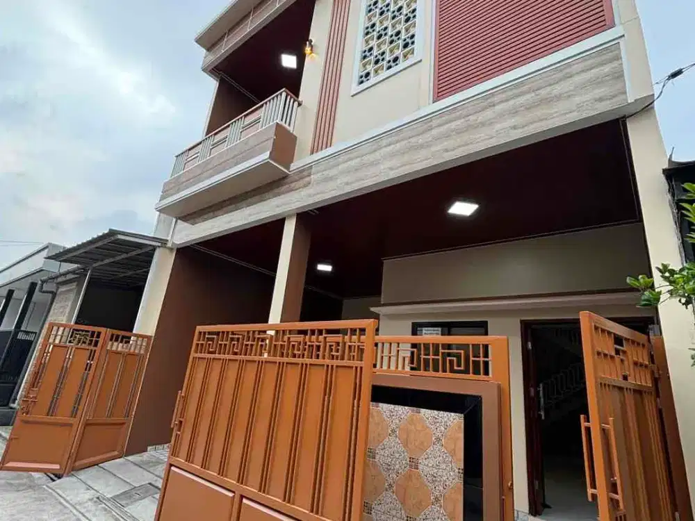 Dijual Rumah baru 2 lt 7 x 11 m2 Poris Indah Brand New SHM hadap Timur ada 3+ 1 kt 3 km ada bonus kitchen set. Cocok utk keluarga besar, carport 1 mobil, row jln 2 mobil, Termurah!! Survey & nego yuk!