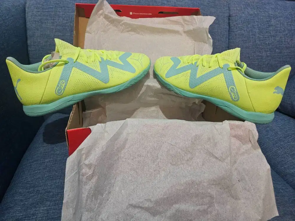 Sepatu Futsal PUMA FUTURE PLAY IT ORIGINAL ~ MONEY BACK GUARANTEE