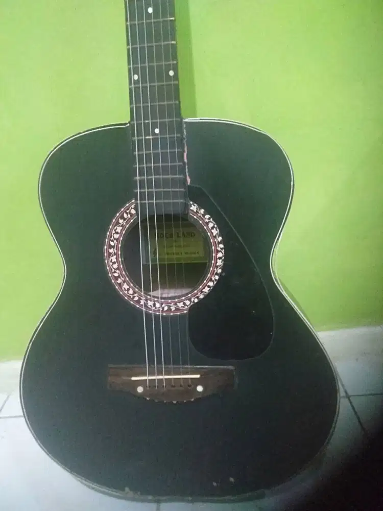 Gitar Murah Rock Lands