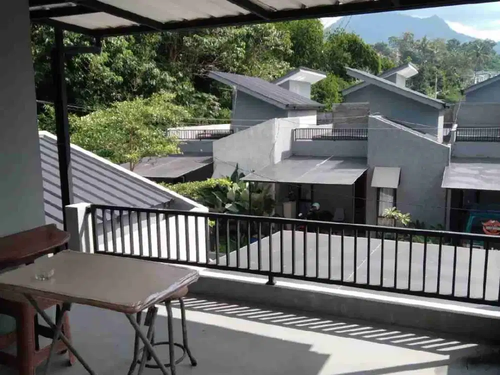 Rumah Baru siap huni ada Rooftop