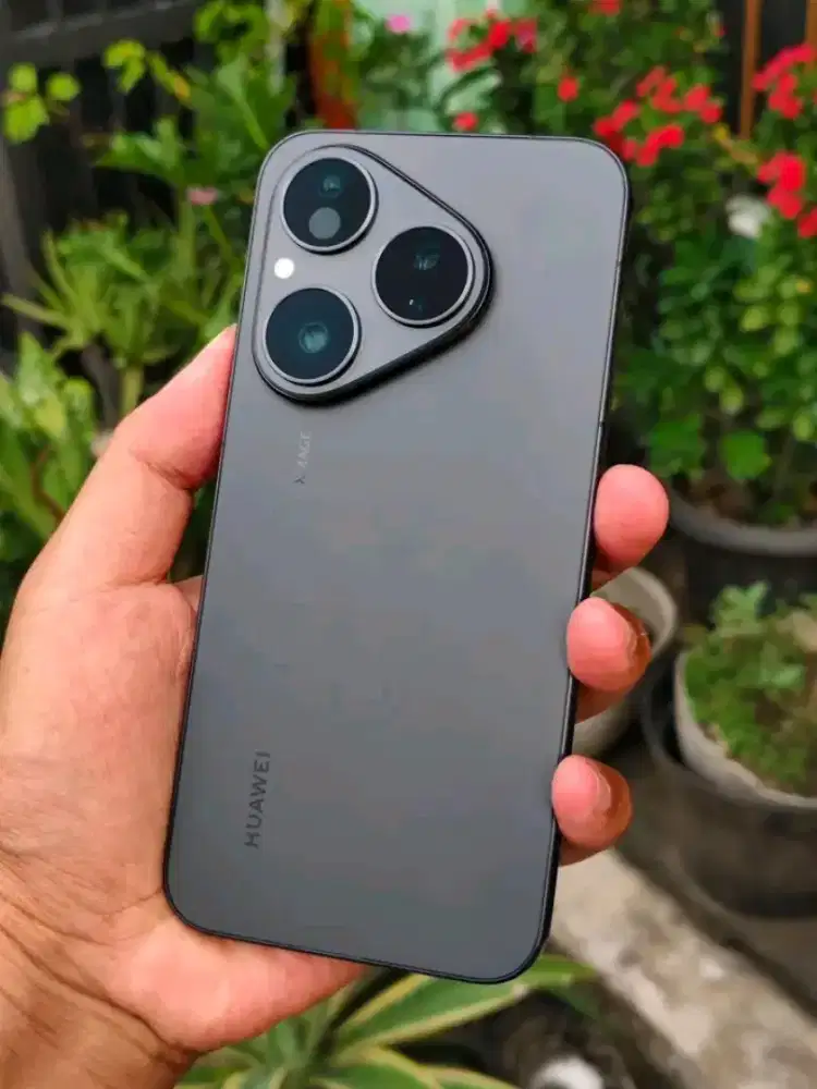 Huawei pura 80 ram 12+256G
