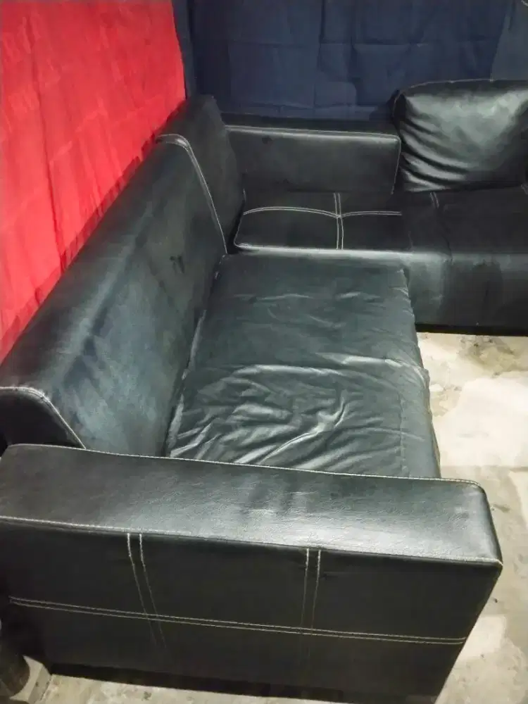 sofa kulit bagus ukuran 200X180