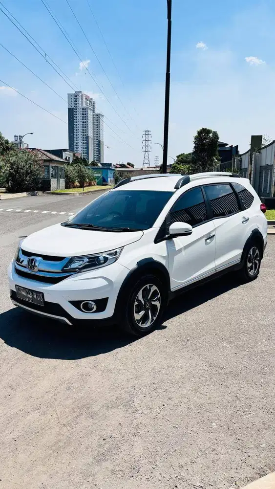 Honda BR-V 1.5 E Matic 2016 Putih Mulus Low KM
