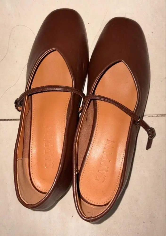 Heels Merk Sappun Size 39