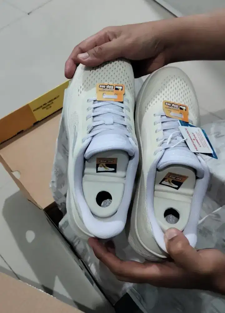 Sepatu Sketchers Go Walk Flex wanita
