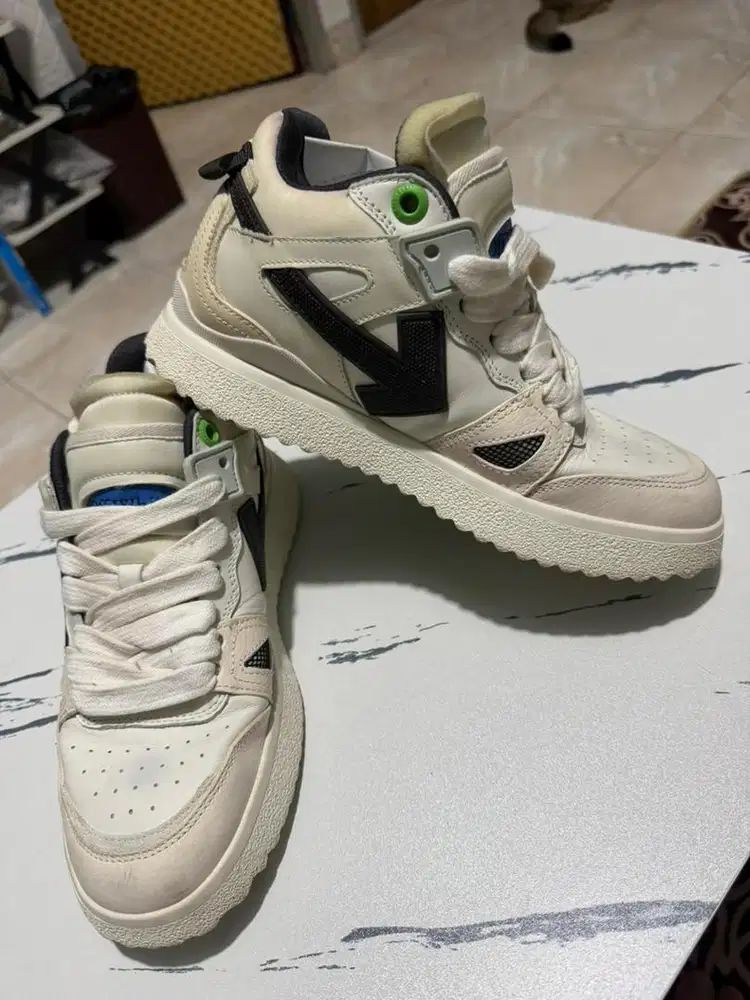Sepatu ORI off white minus nodus (baru pake 1x)