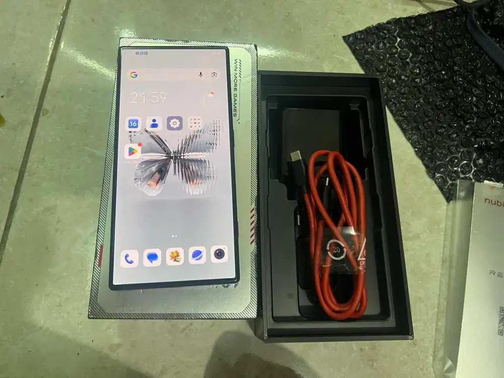 redmagic 8s pro 12/256gb fullset original