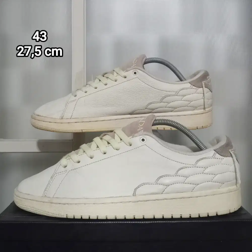 Air Jordan 1 Centre Court Low