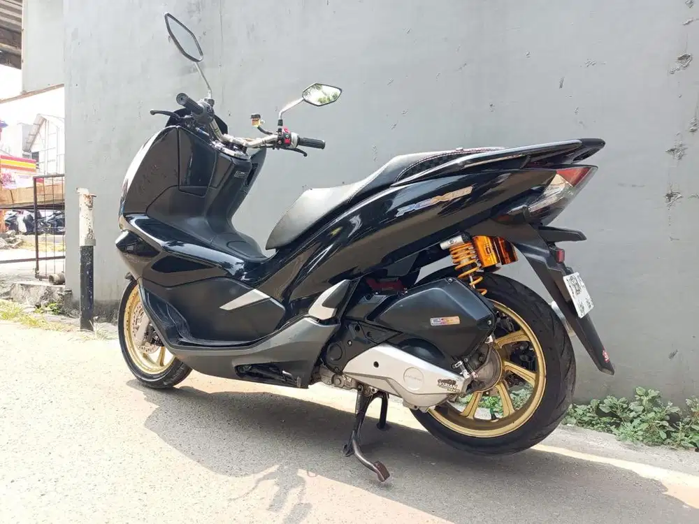 PCX 150 CBS 2018 CAKEP MULUS