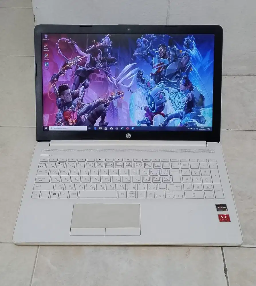 Laptop HP 15 Amd Ryzen 3 2200U