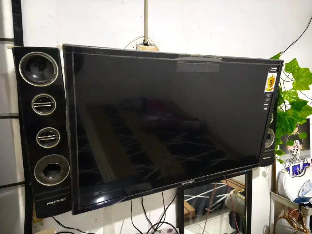 TV DIGITAL 32 INCH POLYTRON