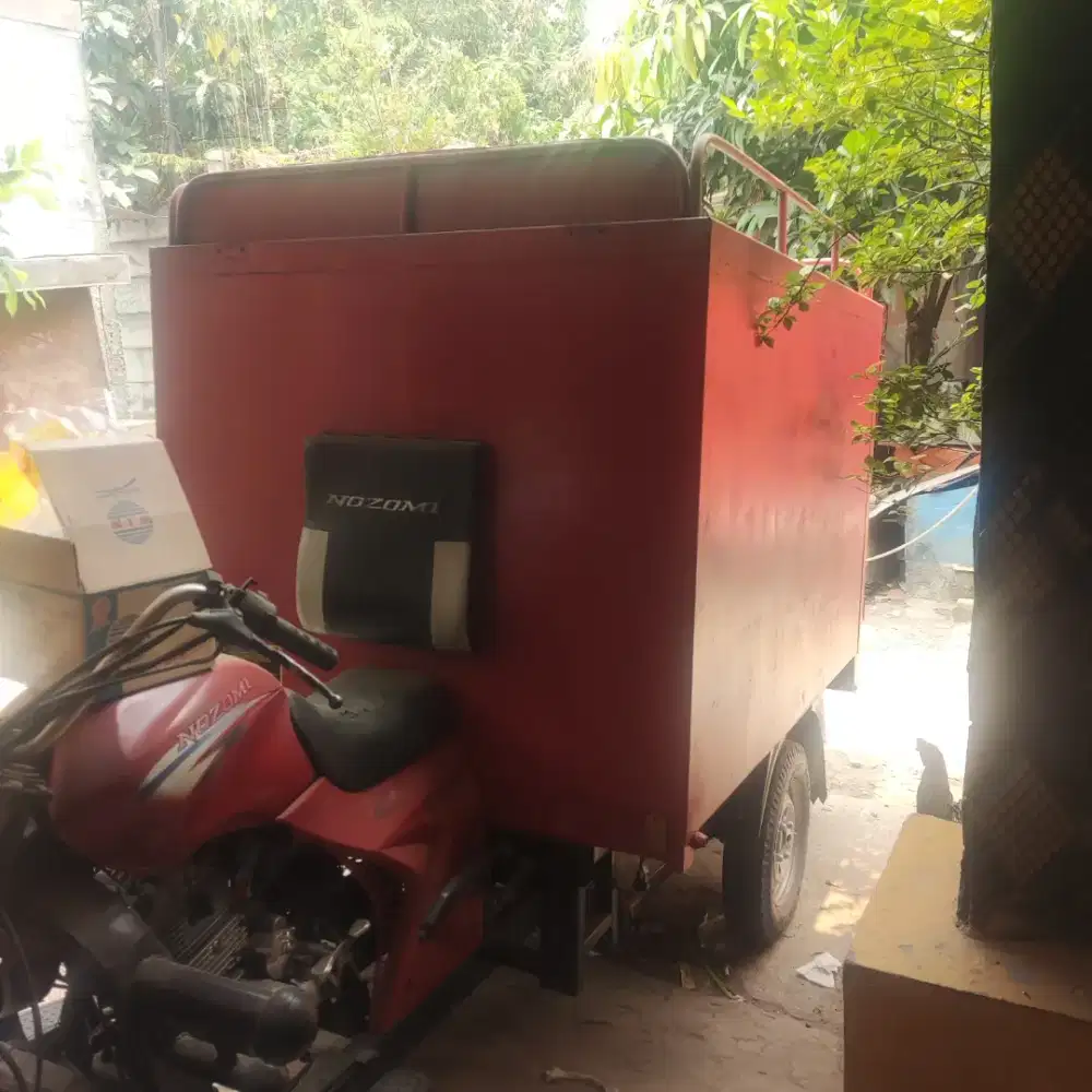 Motor viar Nozomi Roda tiga