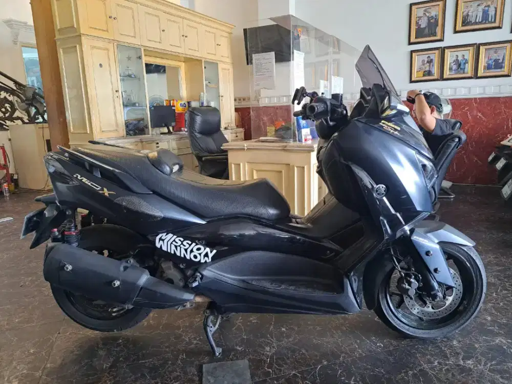 DIJUAL CEPET LAGI BU XMAX 250CC TH 2021 MESIN ADEM SURAT LENGKAP MURAH