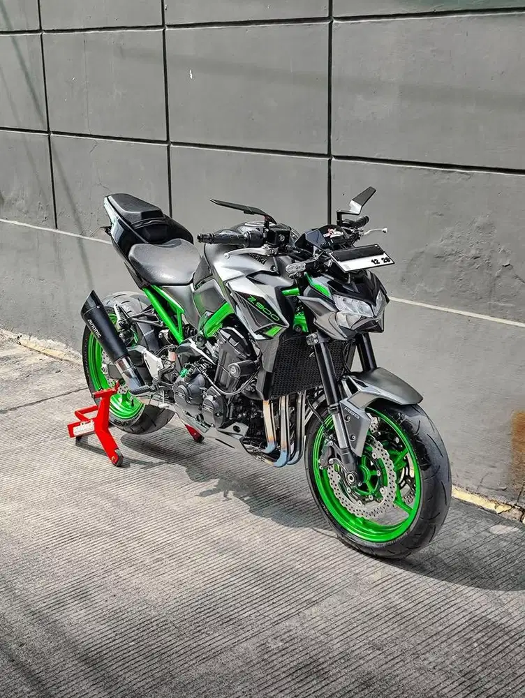 Kawasaki Z900 ABS tahun 2024 Very Low Odo Mulus TT FP Like New