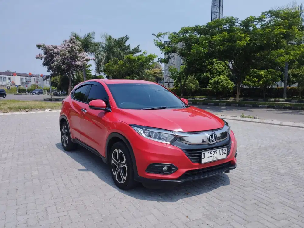 Honda HR-V e matic 2019 DP 15 jt. An