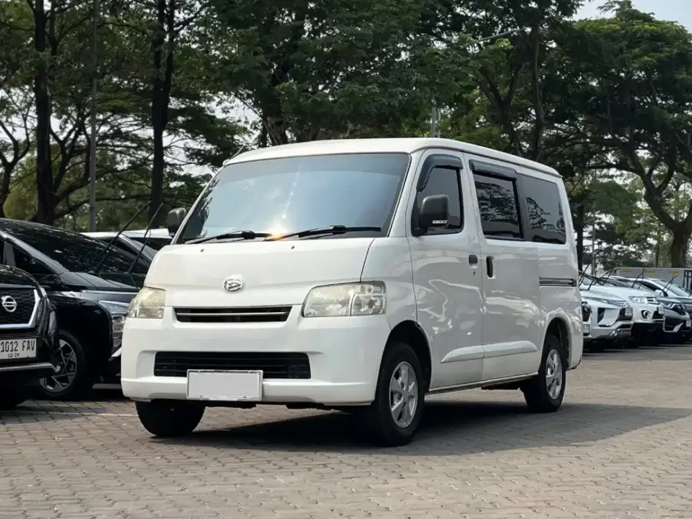 [ TERAWAT ] DAIHATSU GRANMAX 1.3 D MINIBUS FF MT MANUAL 2018 PUTIH
