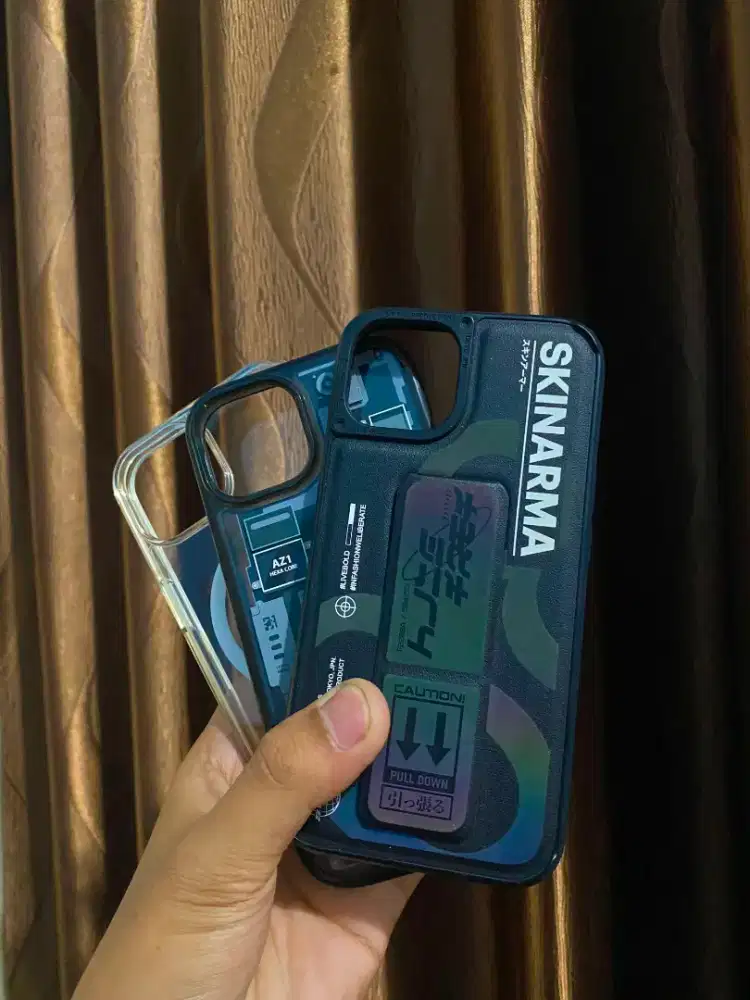 Case Premium iPhone 15 Skinarma Spigen Anker