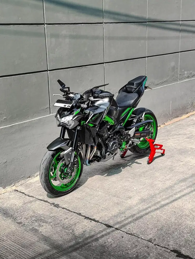 Kawasaki Z900 ABS tahun 2024 Very Low Odo Mulus TT FP Like New