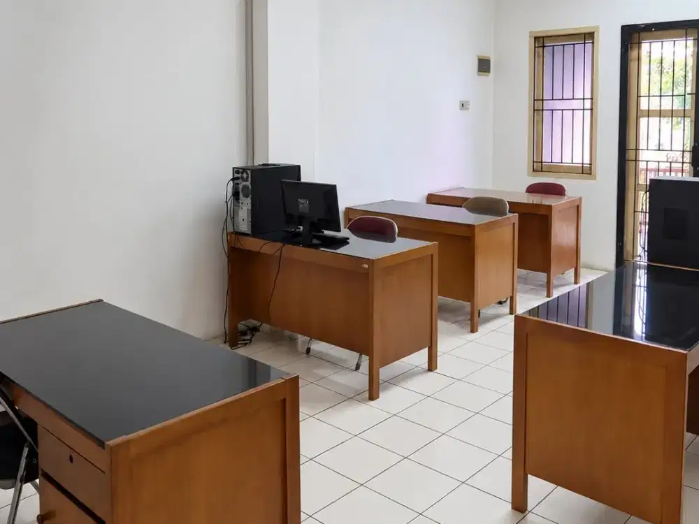 Dijual Ruko Jl. Paus, Rawamangun