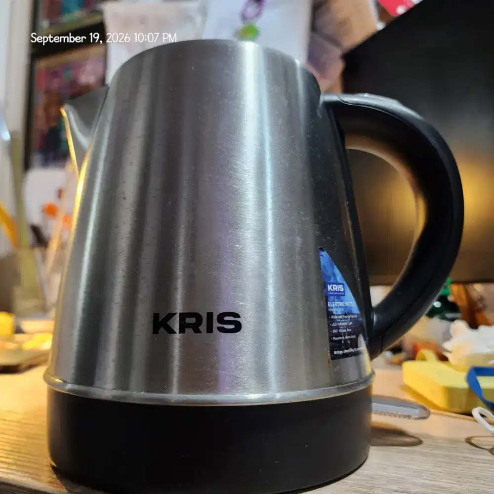 Teko listrik 1,2 liter. Electric kettle Kris