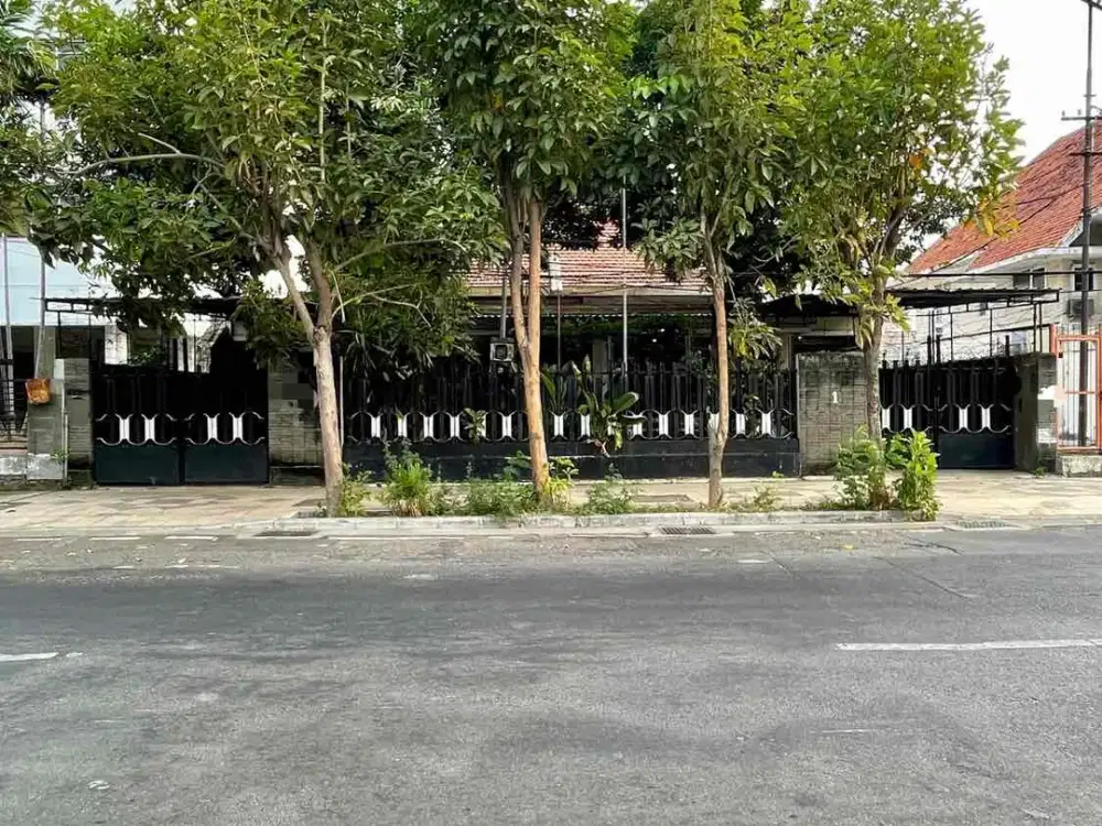 jual rumah jalan Kartini strategis nol jalan raya pusat kota surabaya