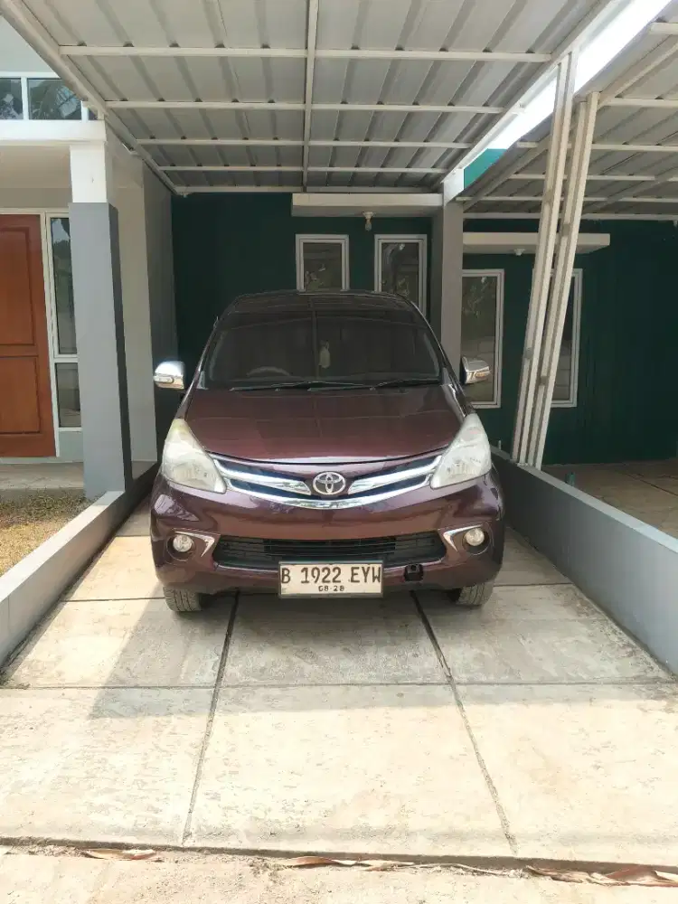 Toyota Avanza G AT