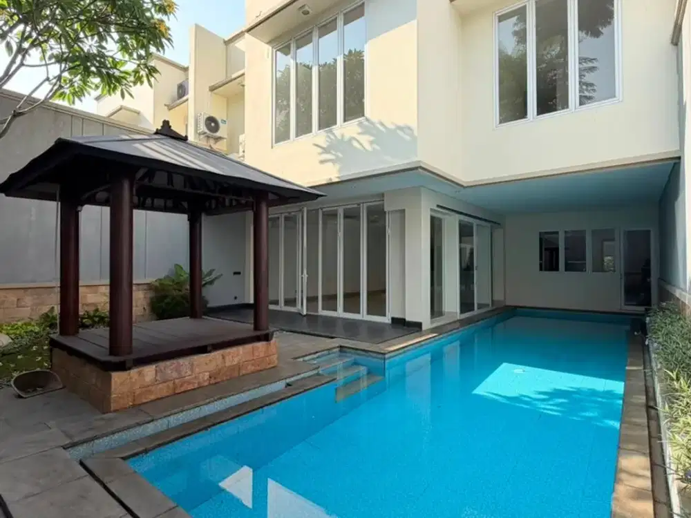 RUMAH MEWAH ADA KOLAM RENANG PRIVATE TOWNHOUSE DI PEJATEN