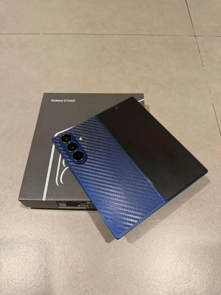 SAMSUNG Z FOLD7