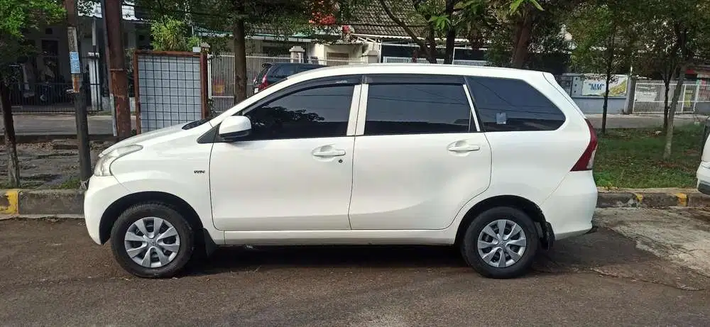 Toyota Avanza 2013 Bensin