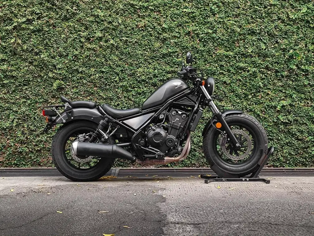 Honda Rebel 500 tahun 2019 Low Odo Mulus TT FP GRAY DOFF Like New