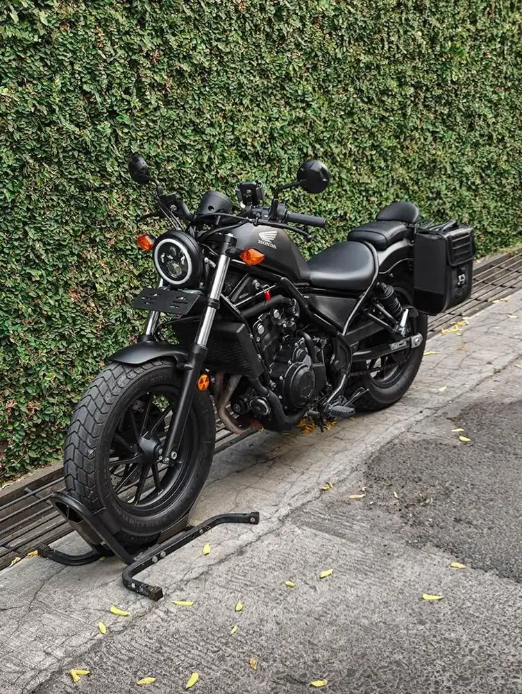 Honda Rebel 500 tahun 2019 Low Odo Mulus TT FP GRAY DOFF Like New