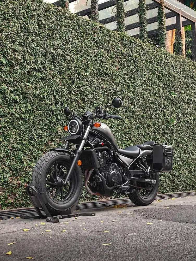 Honda Rebel 500 tahun 2019 Low Odo Mulus TT FP GRAY DOFF Like New