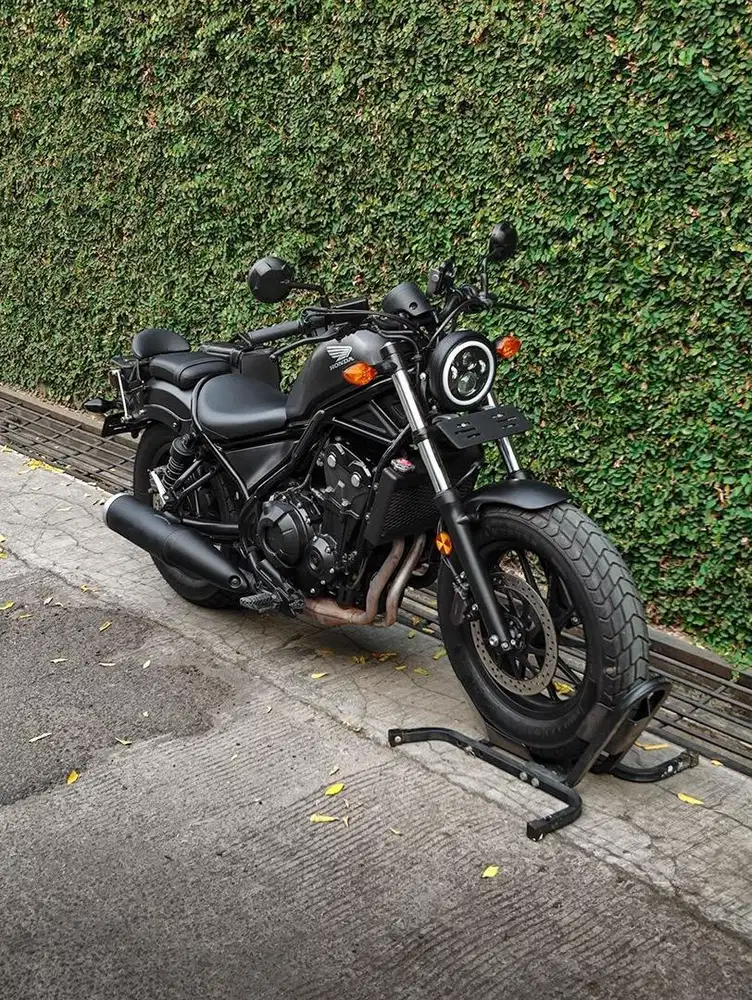 Honda Rebel 500 tahun 2019 Low Odo Mulus TT FP GRAY DOFF Like New
