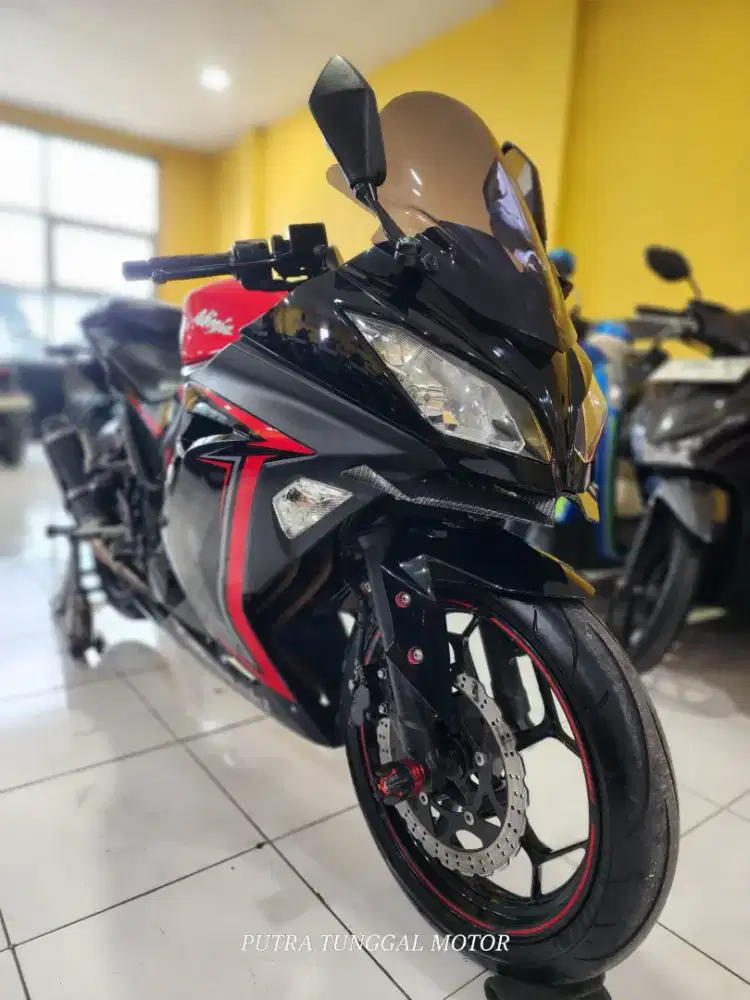 Di jual murah Kawasaki ninja 250R