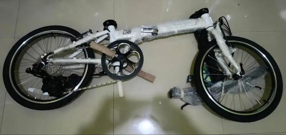Sepeda Dahon Speed D8