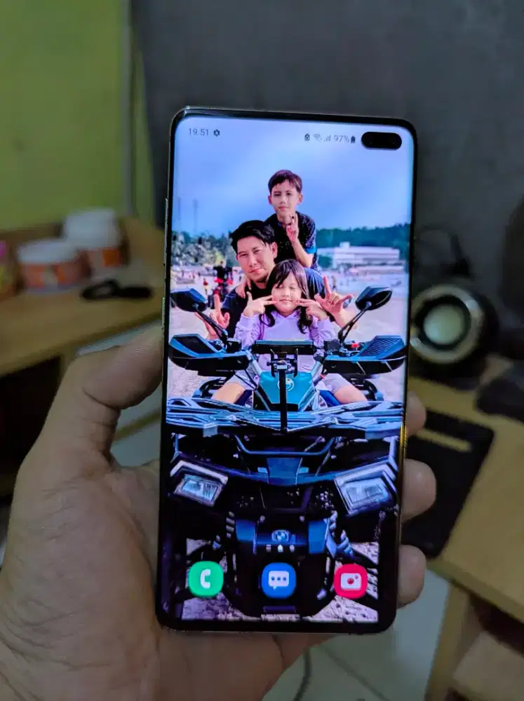 Samsung Galaxy S10+