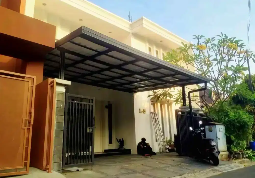 Kanopi baja ringan dan garasi