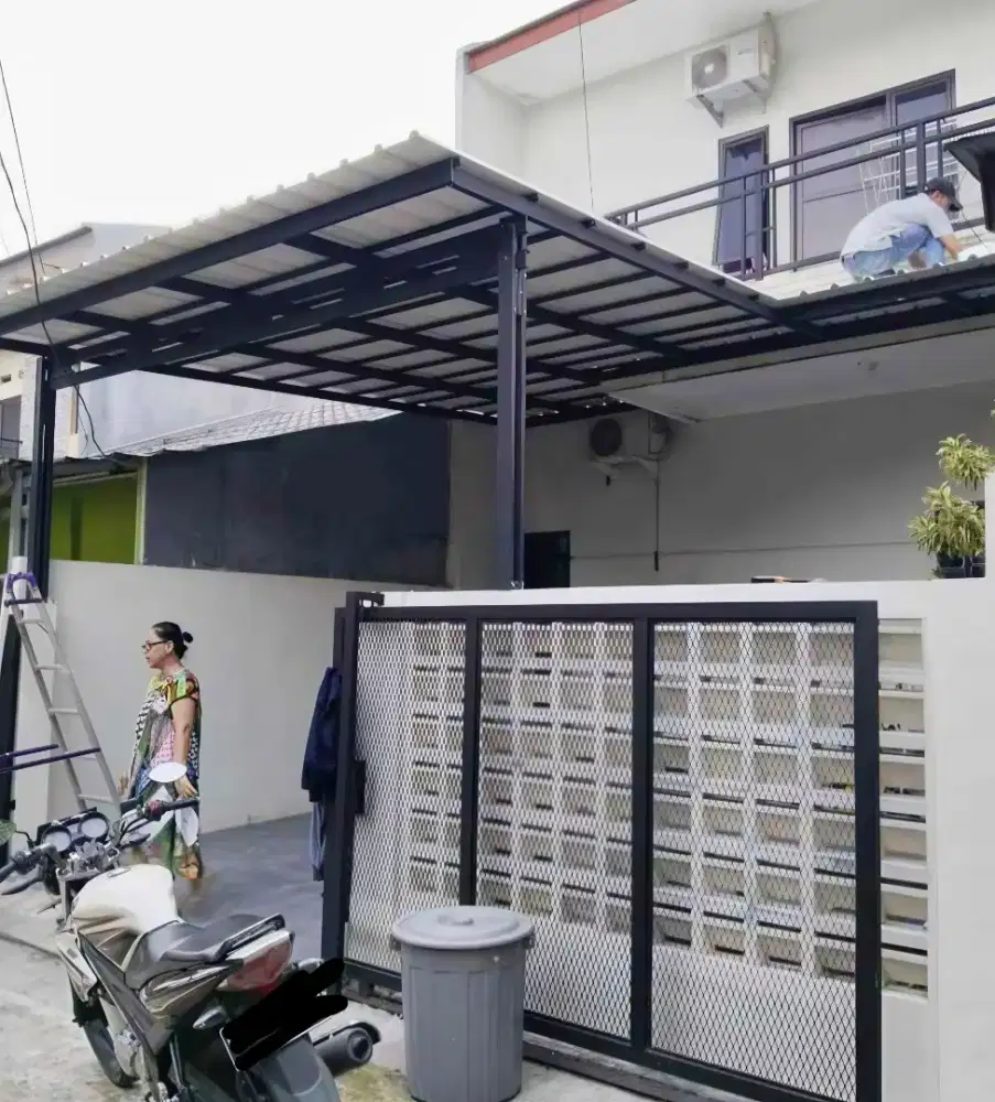 Kanopi baja ringan dan garasi