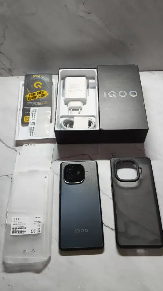 Iqoo Z9 5G 8+8/128 fullset ori garansi on