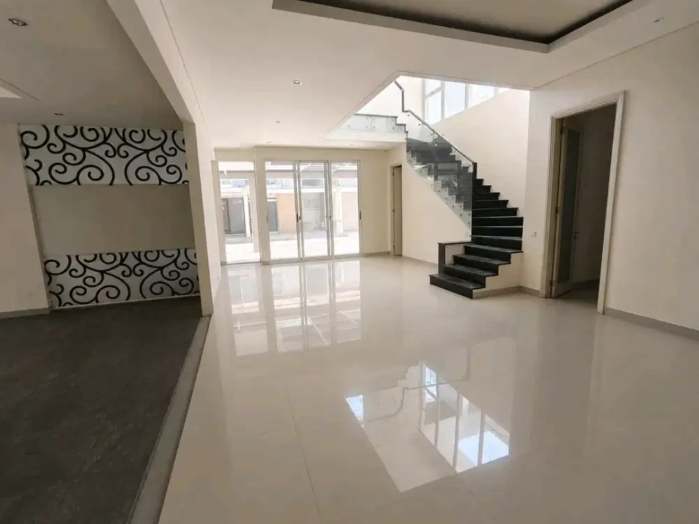 Dijual MURAH Rumah Wisata Bukit Mas 2 Grand Palais Wiyung Mewah 2LT 4KT LT240m Dekat Pakuwon Mall dan Tol Surabaya Barat