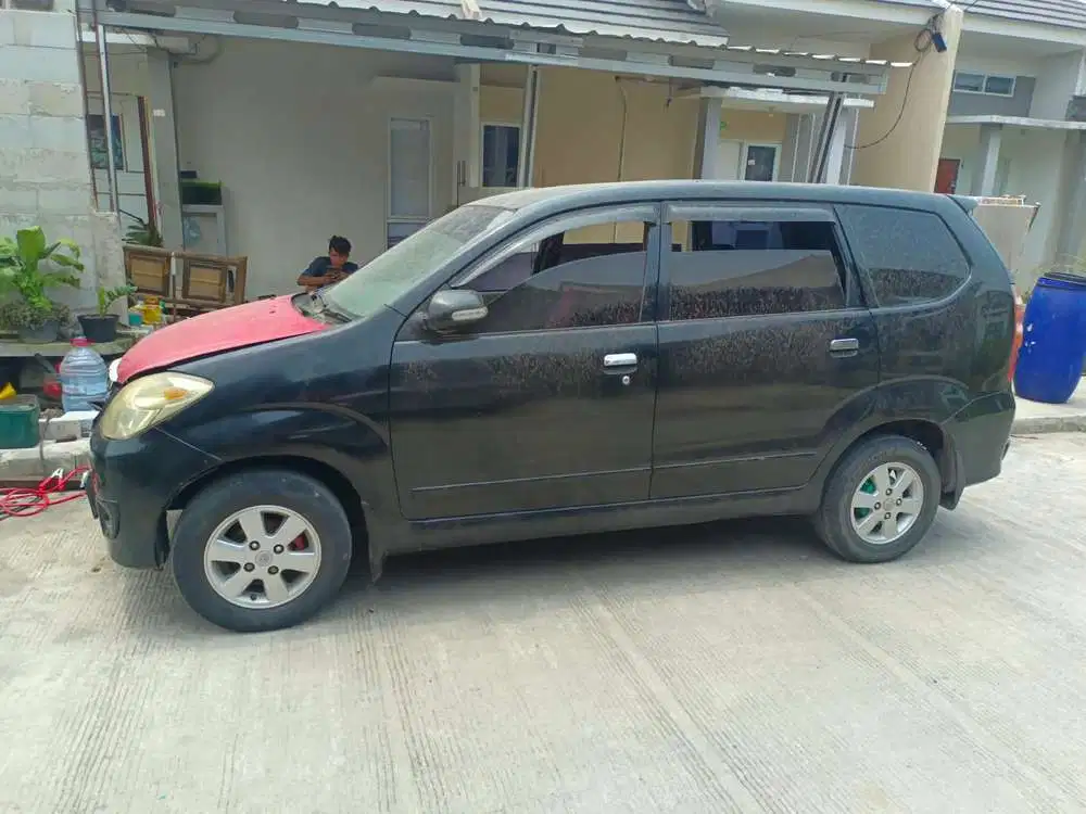 Toyota Avanza 2010 Bensin