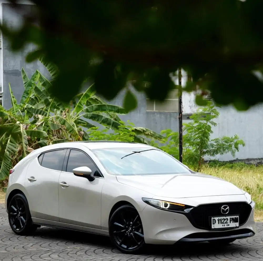 MAZDA 3 HB 2024. KM 16rb.