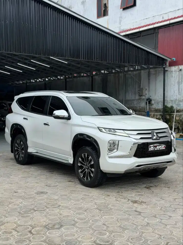Mitsubichi Pajero Sport 2022 dakar metic