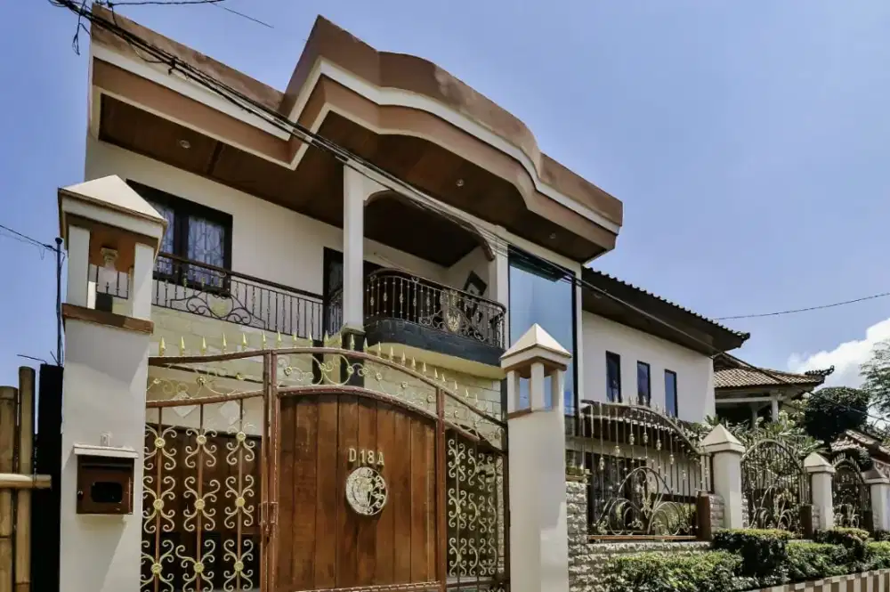DI JUAL RUMAH MEWAH DI PURI CANDRA ASRI, DENPASAR - BALI